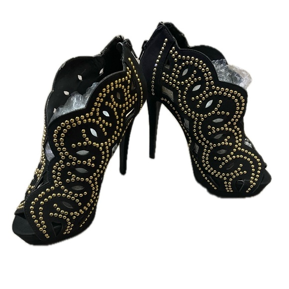 JustFab Elegant Suede Black and Gold Ankle Boot Women's Heels, Size 8 - Picture 6 of 12